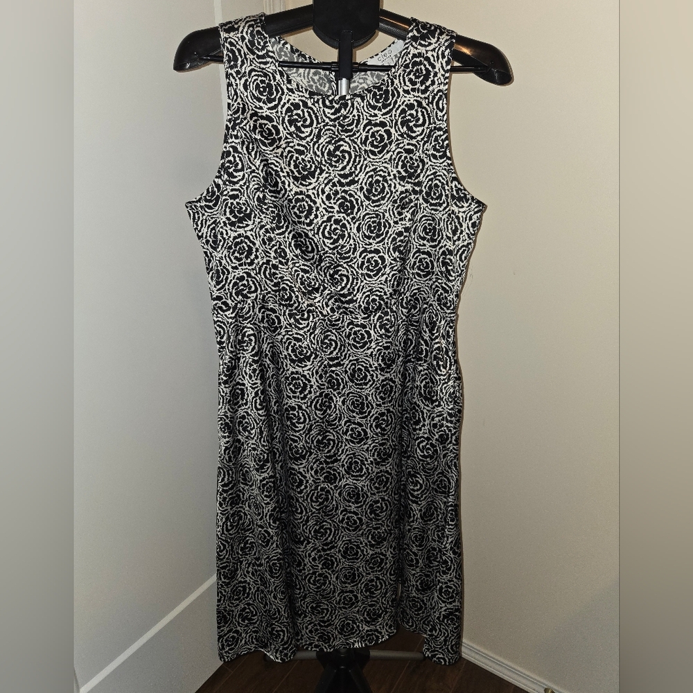 Cleo Rose Pattern Evening/Cocktail/Formal/Party Dress Petite Size Large